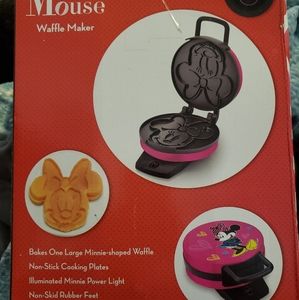 Minnie mouse waffle maker